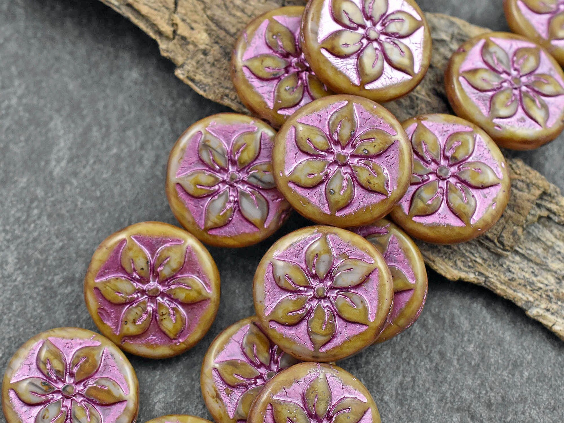 Czech Glass Beads - Flower Beads - Picasso Beads - Focal Beads - Hawaiian Flower Beads - 18mm - 6pcs - (5994)