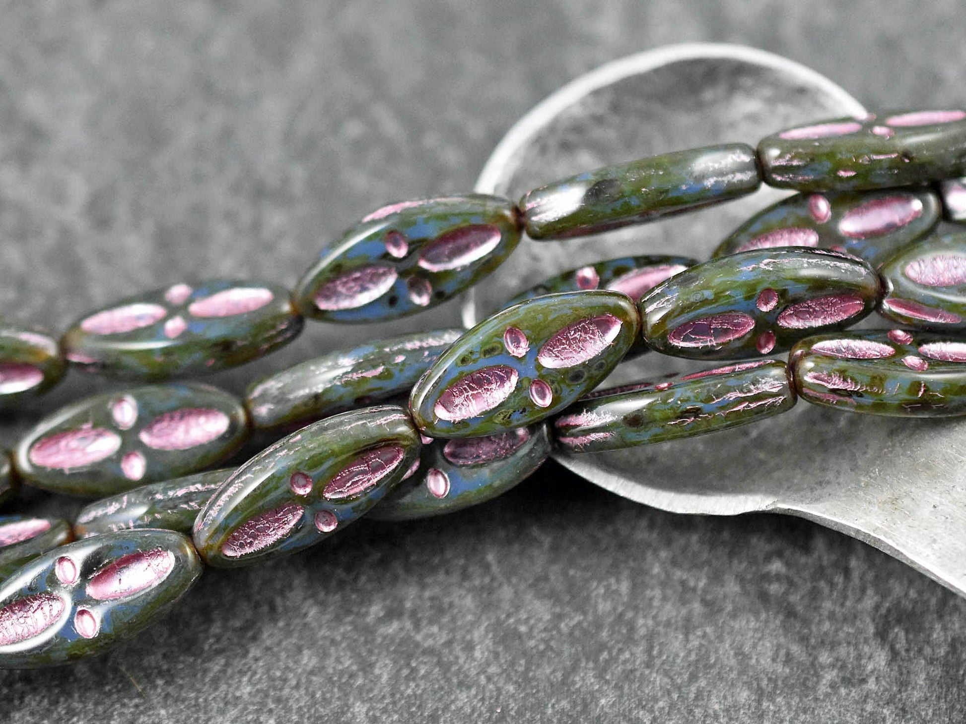 Czech Glass Beads - Picasso Beads - Marquise Beads - Spindle Beads - Statement Beads - 20x8mm - 10pcs (B323)