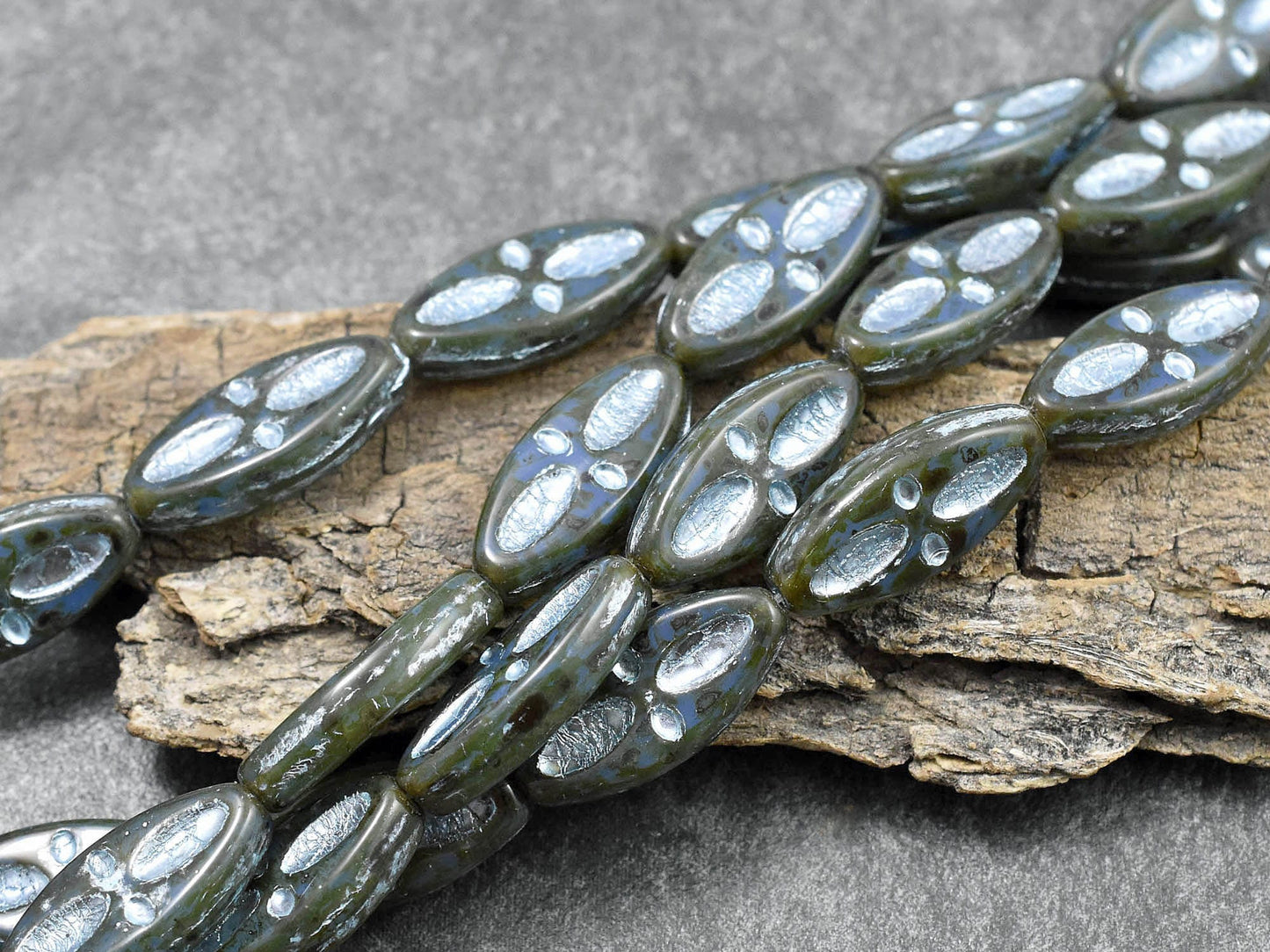 Picasso Beads - Czech Glass Beads - Marquise Beads - Spindle Beads - Statement Beads - 20x8mm - 10pcs (B287)