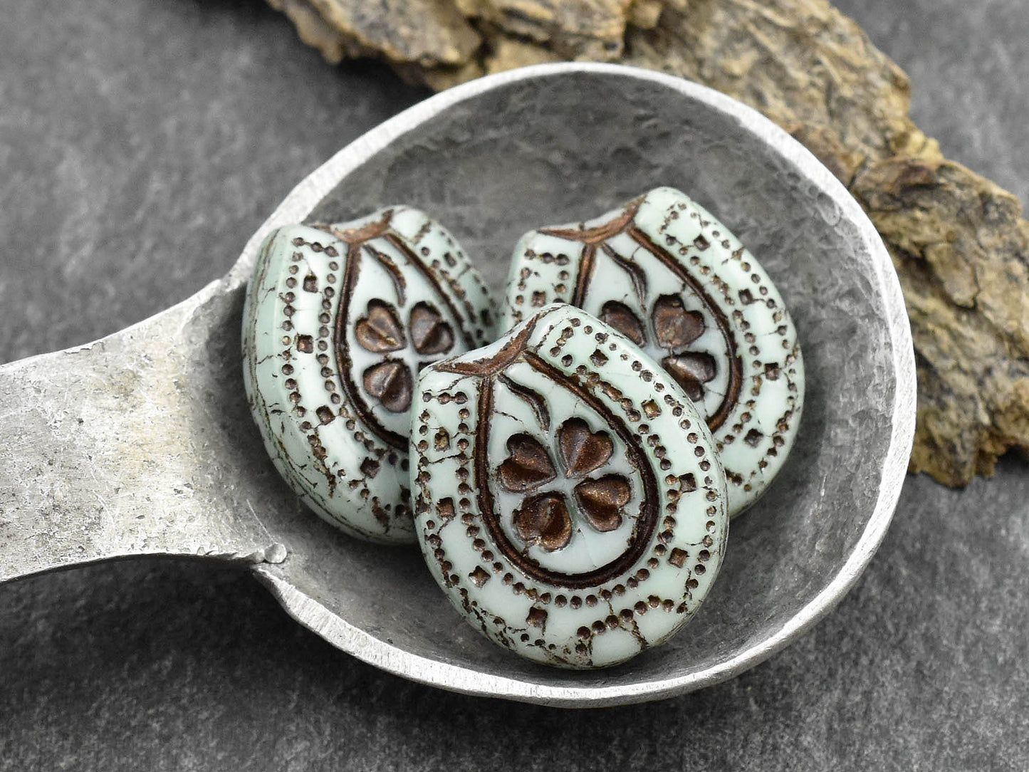 Czech Glass Beads - Horseshoe Beads - Picasso Beads - Statement Beads - Lucky Horseshoe - 21x18mm - 2pcs - (B604)