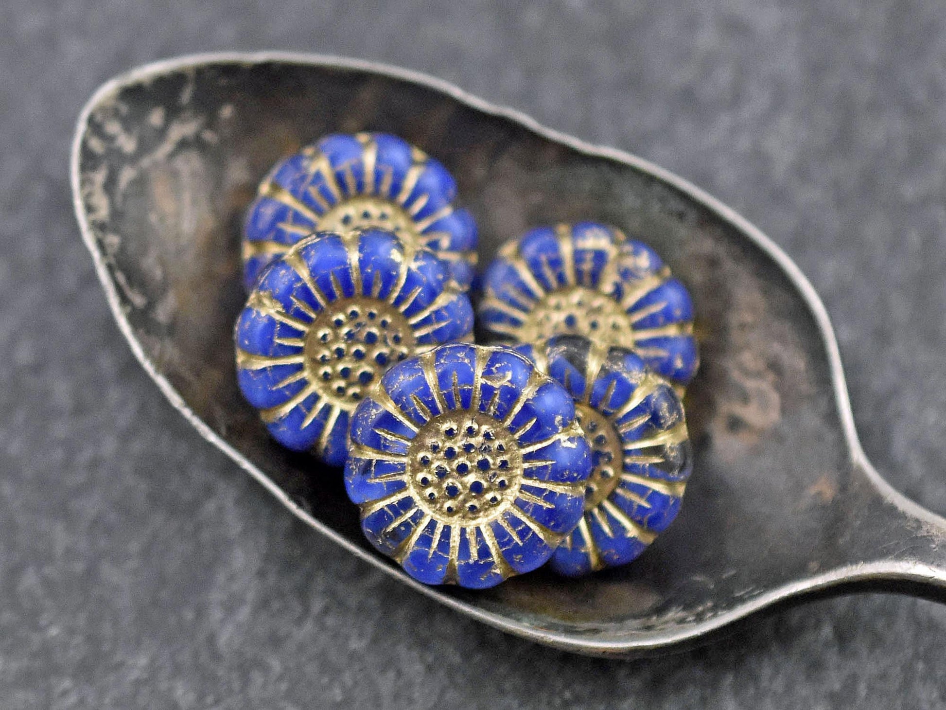Czech Glass Beads - Picasso Beads - Flower Beads - Sunflower Beads - Coin Beads - 13mm - 12pcs (2662)