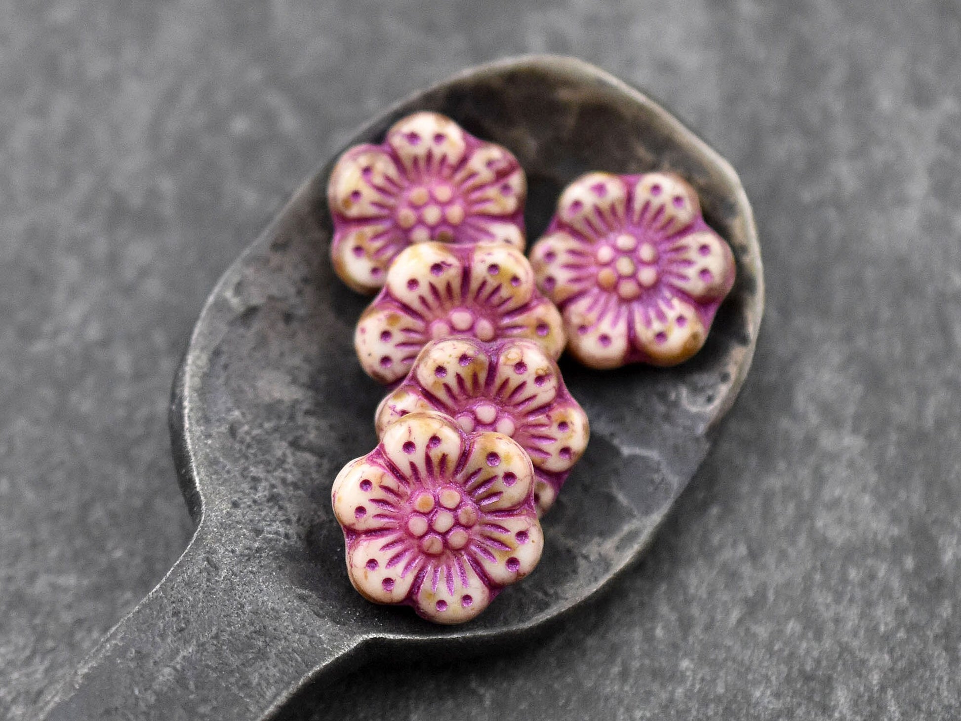 Picasso Beads - Czech Glass Beads - Flower Beads - Floral Beads - Wildflower Beads - Czech Glass Flowers - 14mm - 12pcs - (2322)